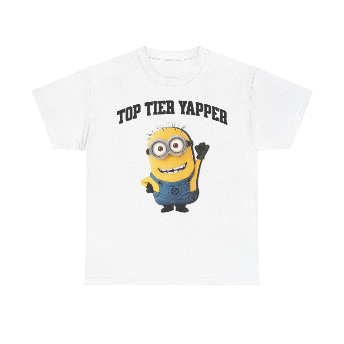 Entdecke unser einzigartiges T-Shirt mit einem süßen Minion und der Aufschrift "Top Tier Yapper" Logo. Perfekt für Minion-Fans und Trendsetter. Hochwertige Baumwolle, maximaler Komfort. Hol dir jetzt dieses niedliche Statement-Piece! Tolles Geschenk für Minion Fans. Einfach unverbesserlich Film Minions